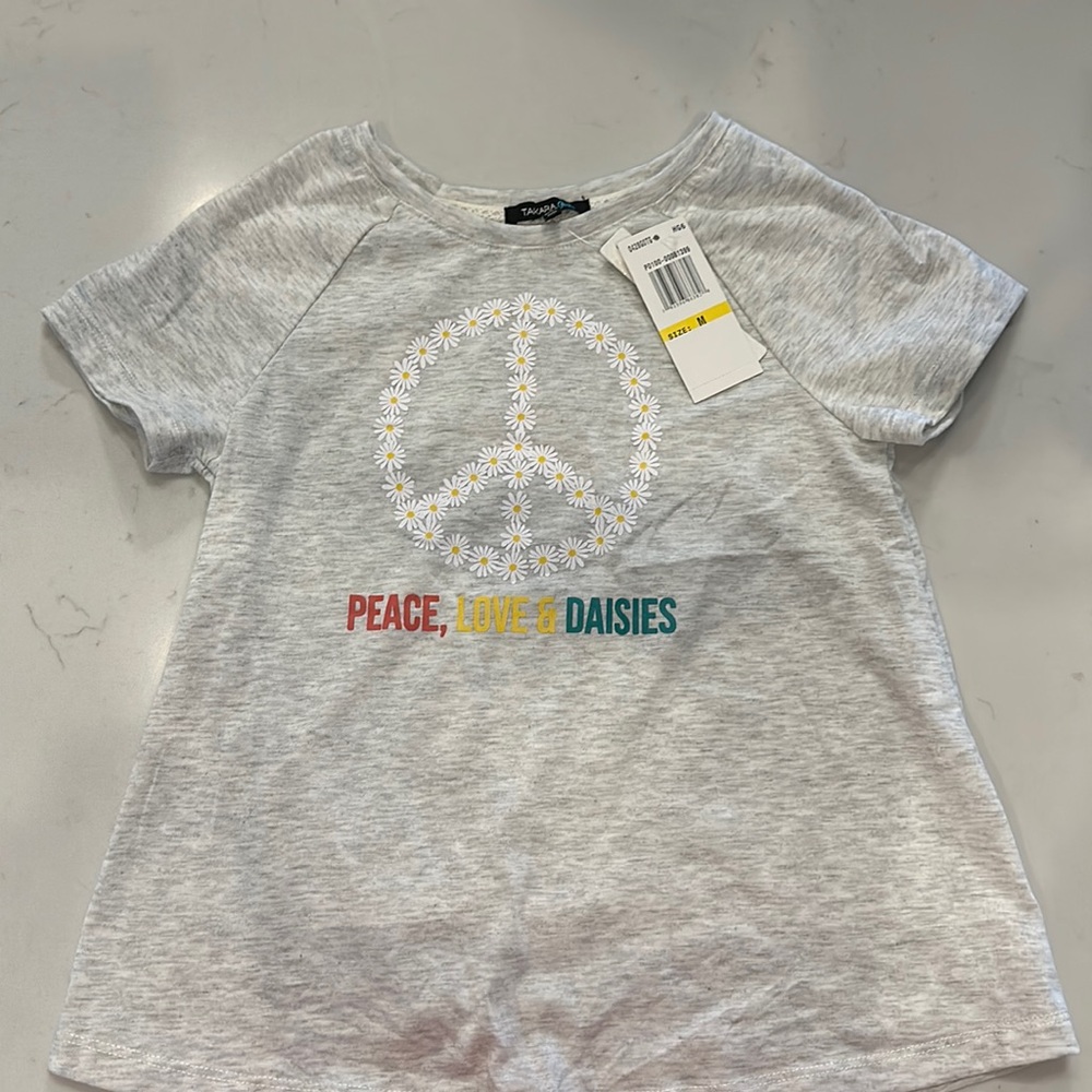 Girls top from Dillard’s NWT size M